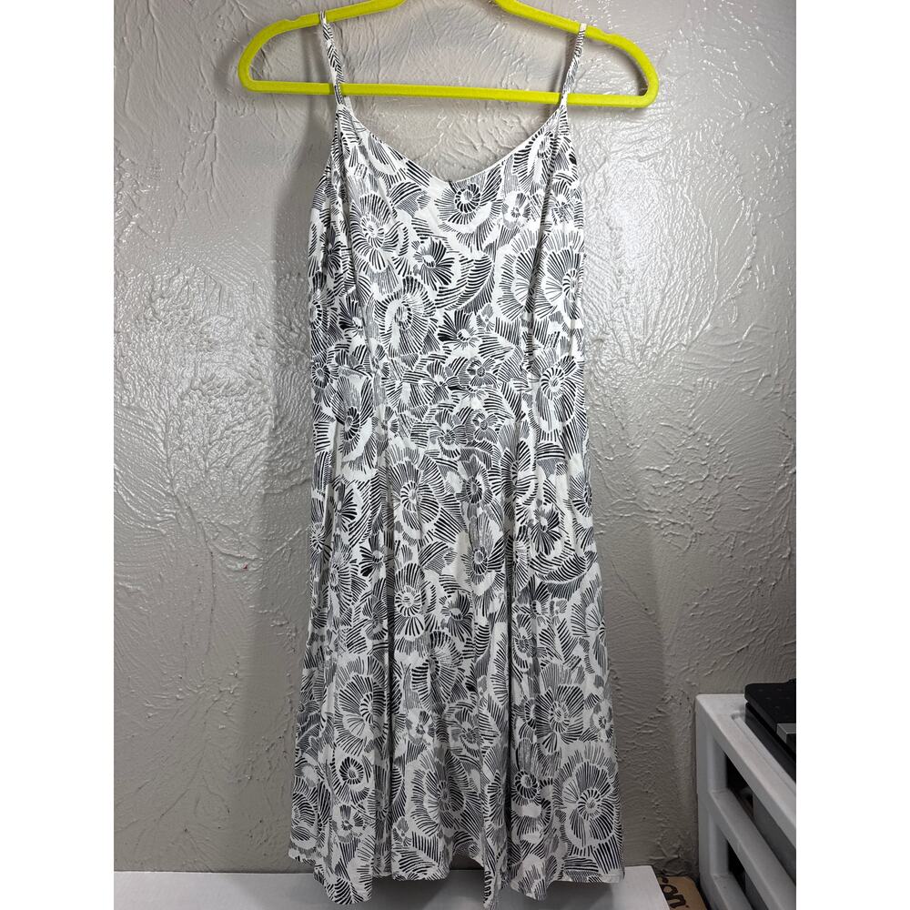 Old‎ Navy Womens Spaghetti Strap Floral Beach Scene Dress Monochrome Size Large